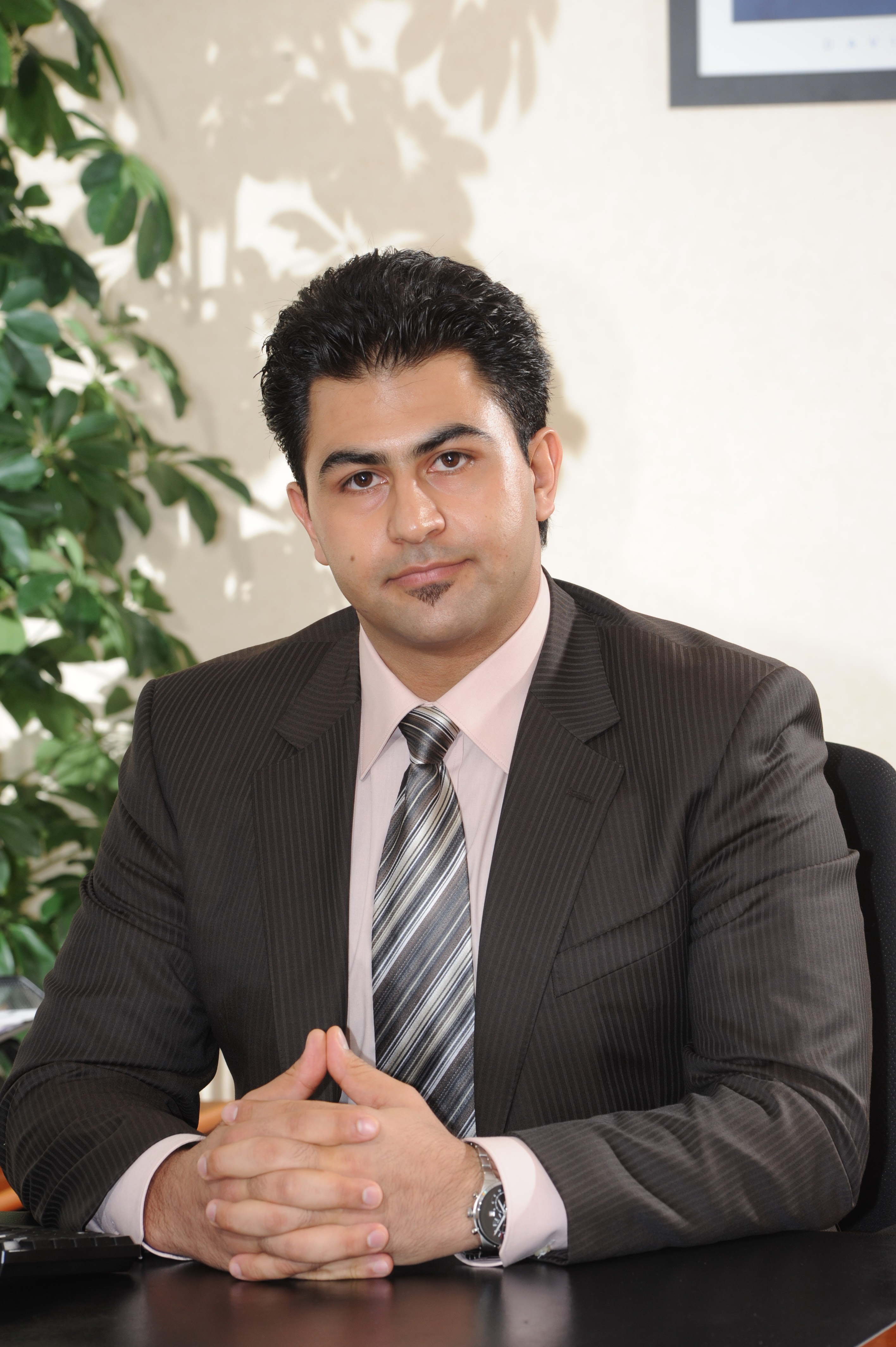 Headshot of Salim Ghazvini